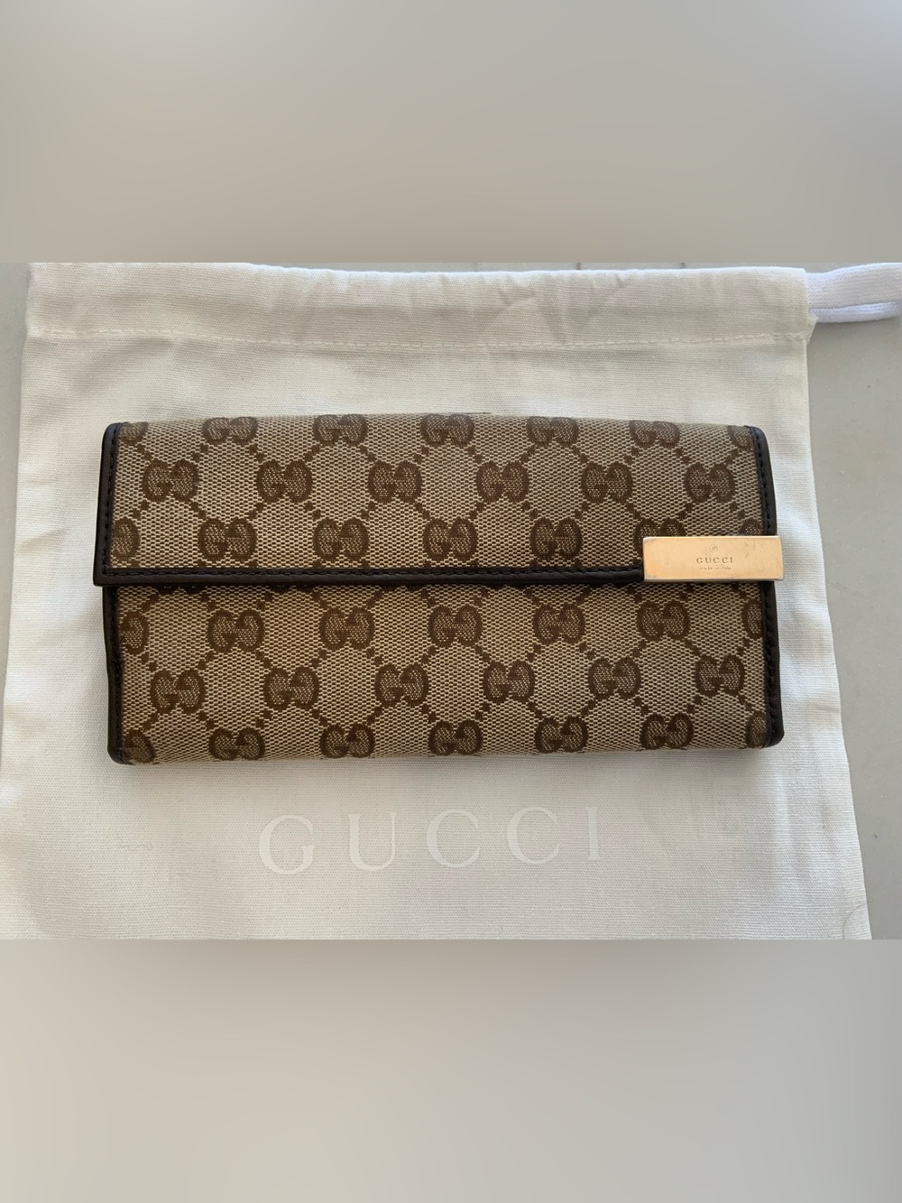 GUCCI Tan and Brown Monogram Wallet
